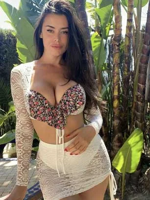 Female Escorts in Pullman Hotel Hotel